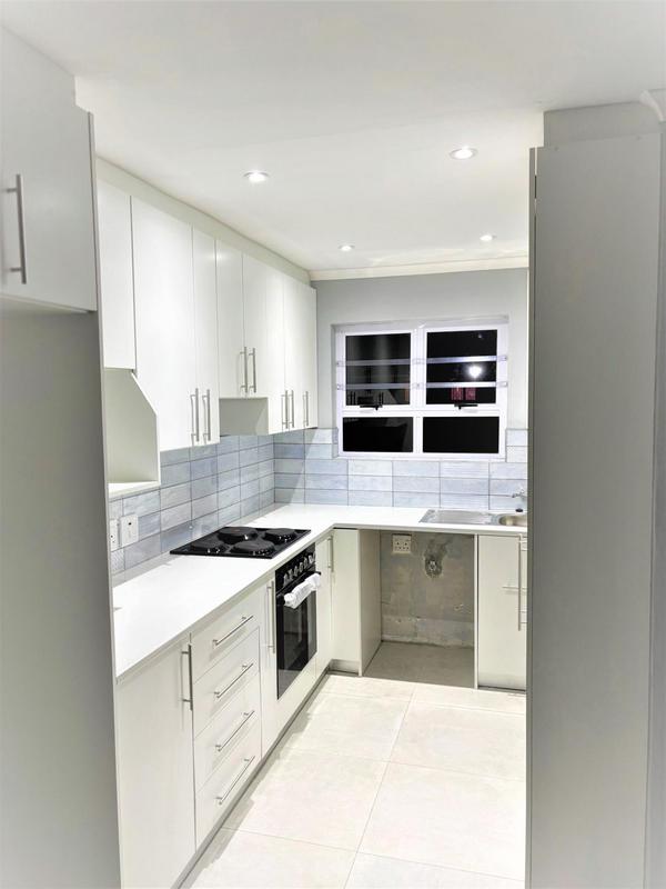 2 Bedroom Property for Sale in Lotus River Western Cape